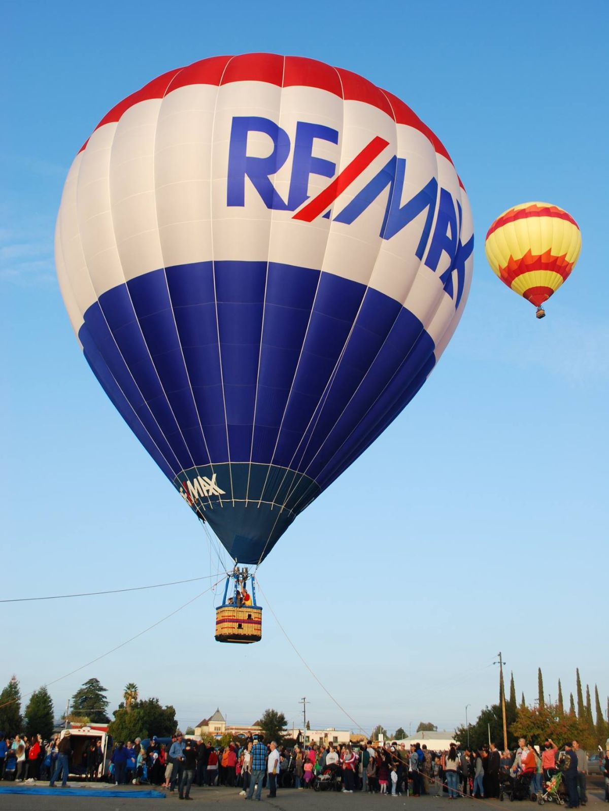 RE/MAX at ClovisFest