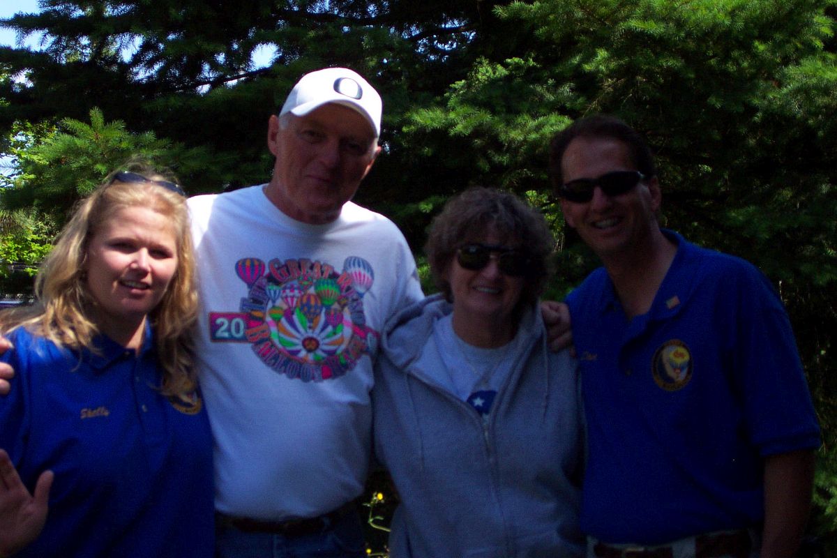 Shelly and David with Buck and Deanna in Grants Pass