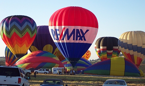 RE/MAX Balloon at Serrano Festival